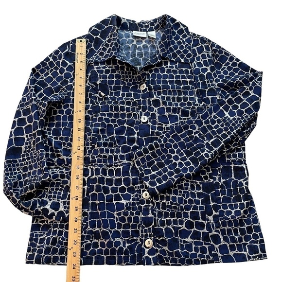 Zynergy By Chicos Women's Size 2/M Stretch Collared Long Sleeve Pockets Top. - Picture 11 of 15